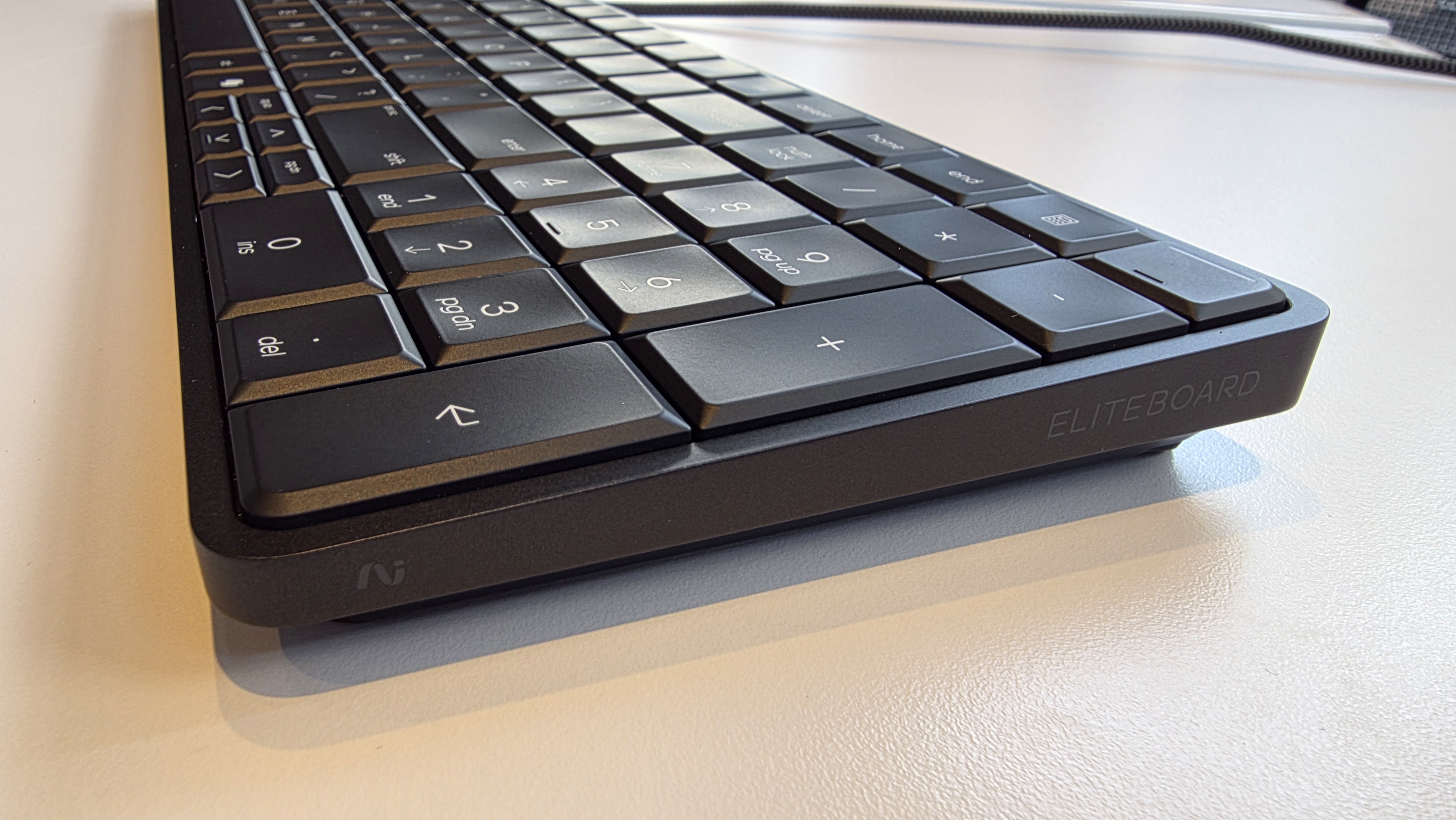 HP EliteBoard G1a on a desk