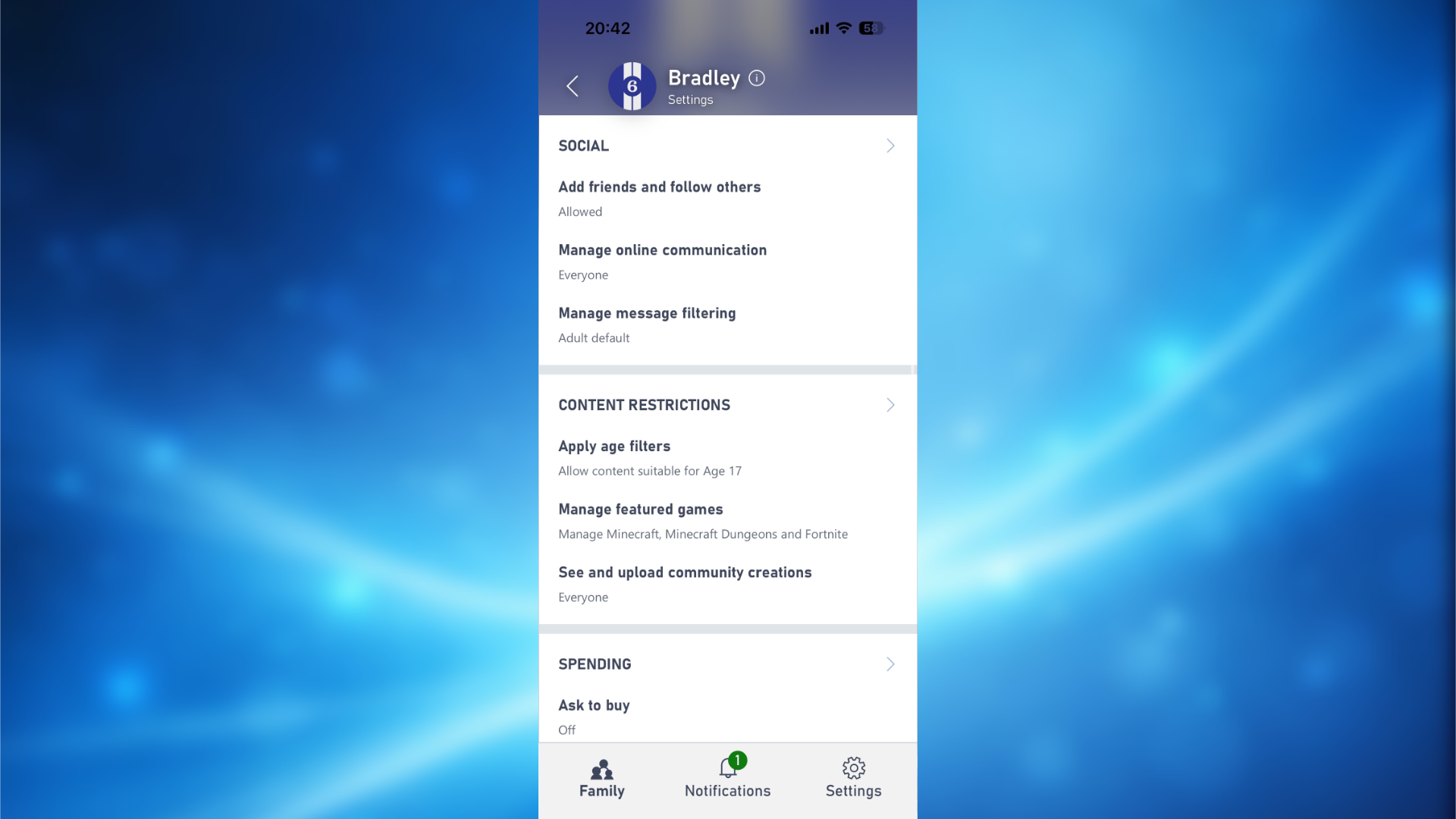 Screenshots of Xbox Family Settings app