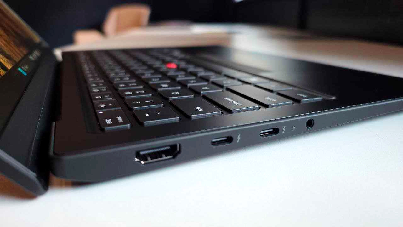 Image of the Lenovo ThinkPad X1 Carbon (Gen 14) Aura Edition.