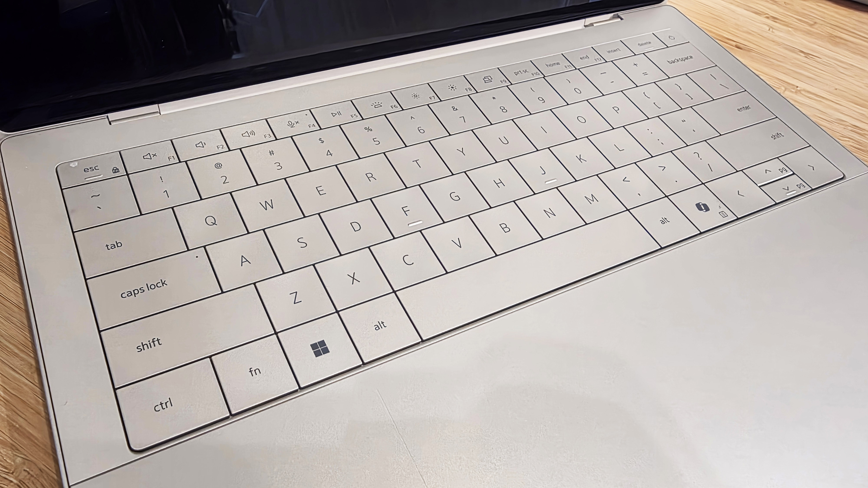 Close up image of the new Dell XPS 14 for 2026.